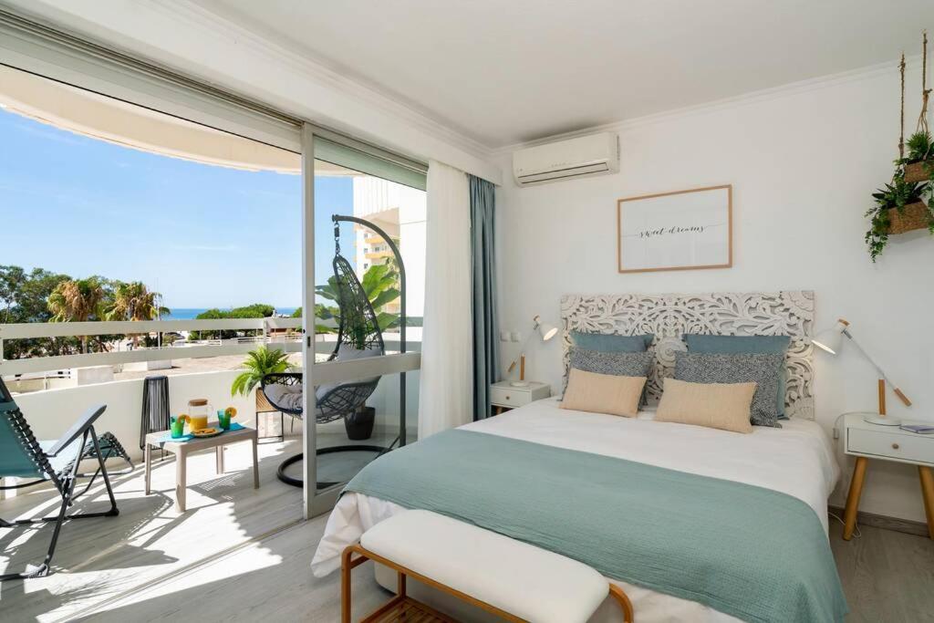 Front Apartment